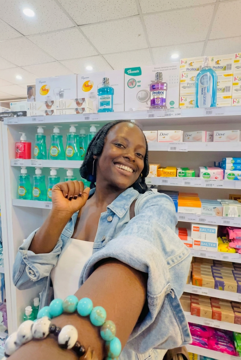 Happy Nutribills customer shopping supplements